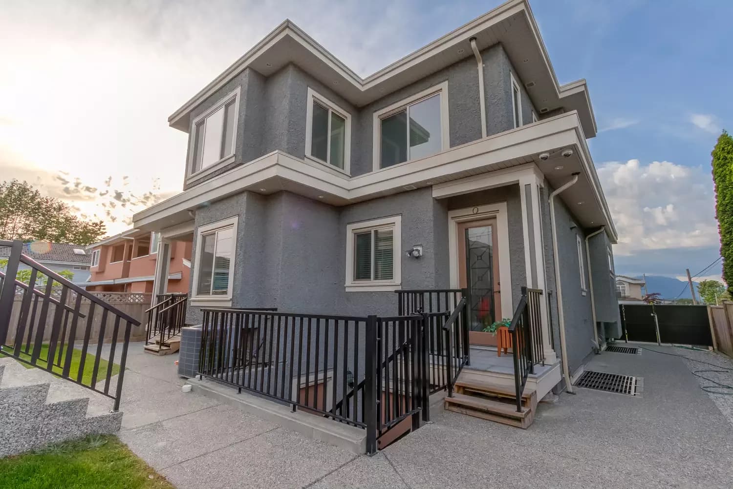 3796 Nithsdale Street photo 23