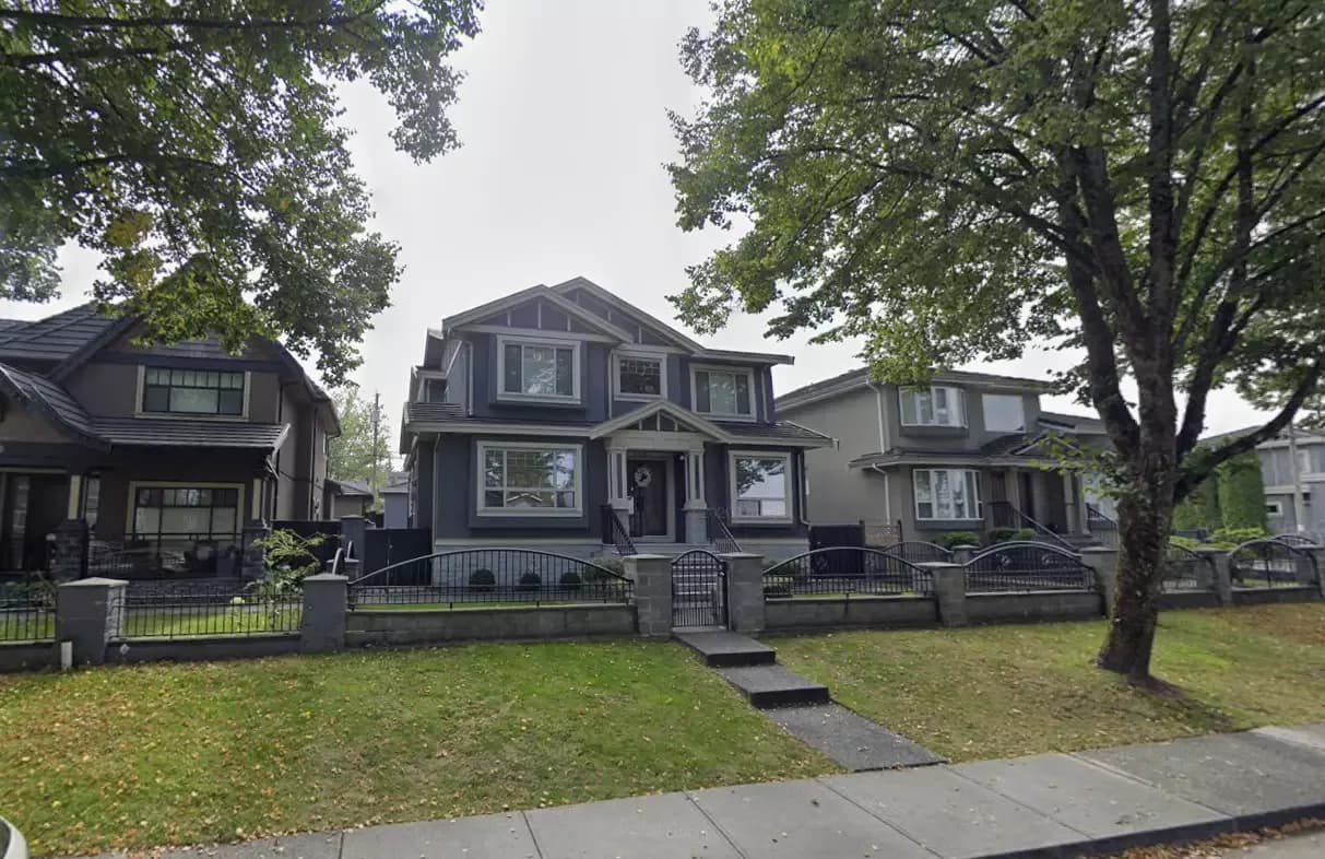 3820 Nithsdale Street