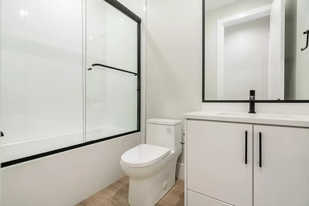 4096 Nithsdale Street photo 16