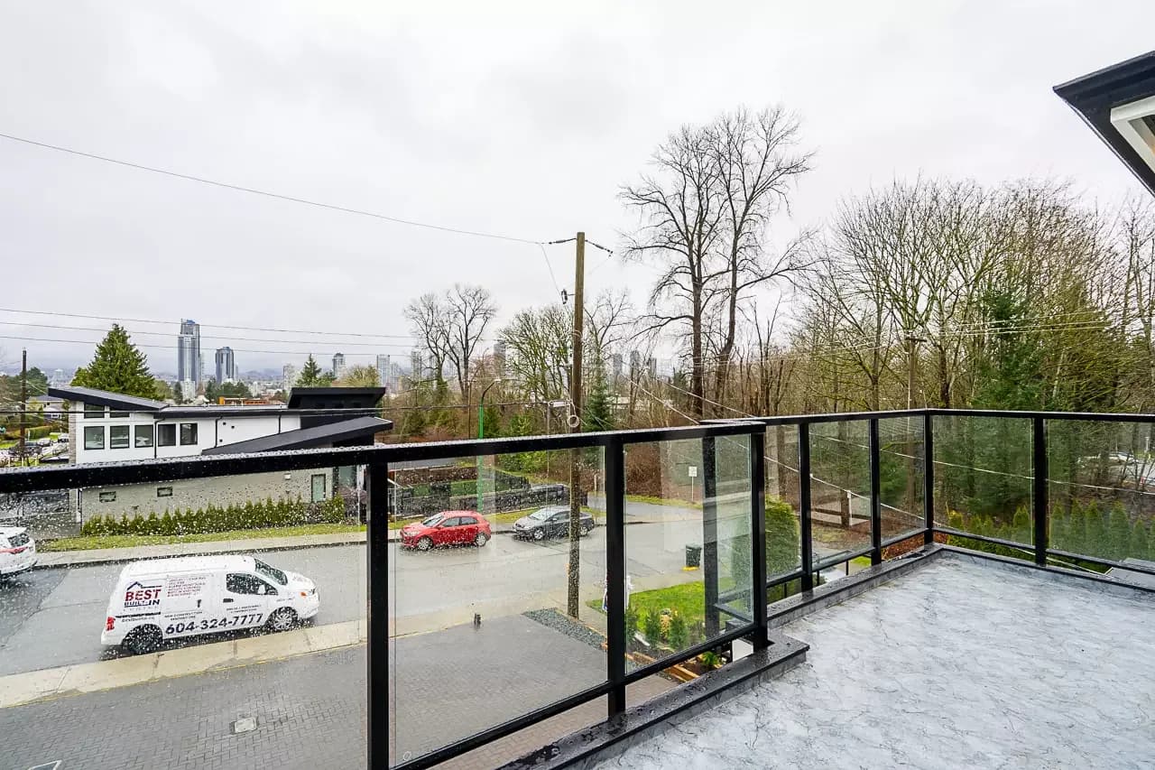 4096 Nithsdale Street photo 57