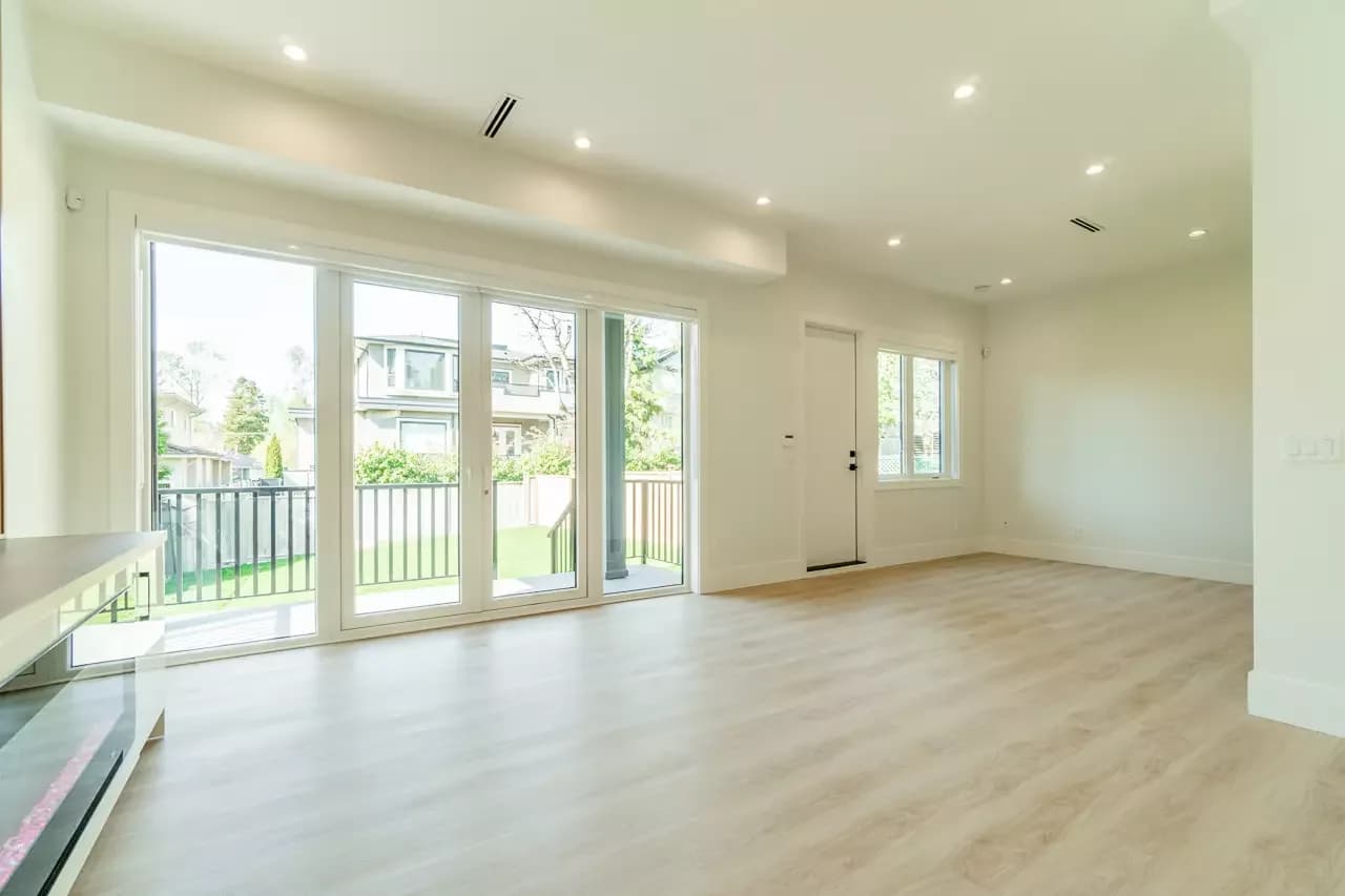 4085 – 4087 Spruce Street photo 14