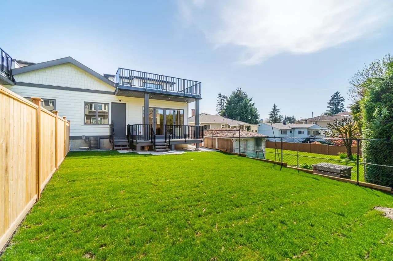 4085 – 4087 Spruce Street photo 40