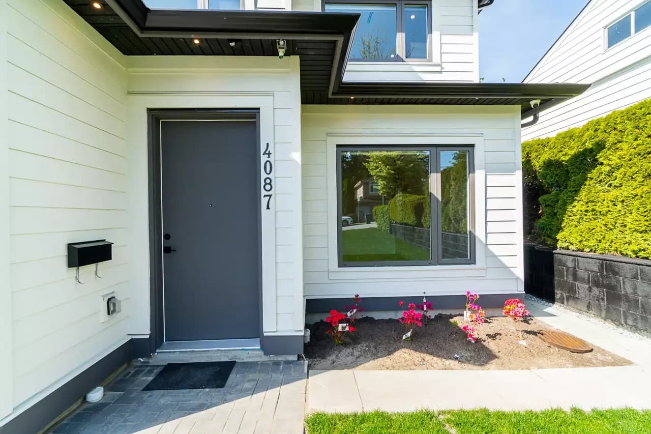 4085 – 4087 Spruce Street photo 57