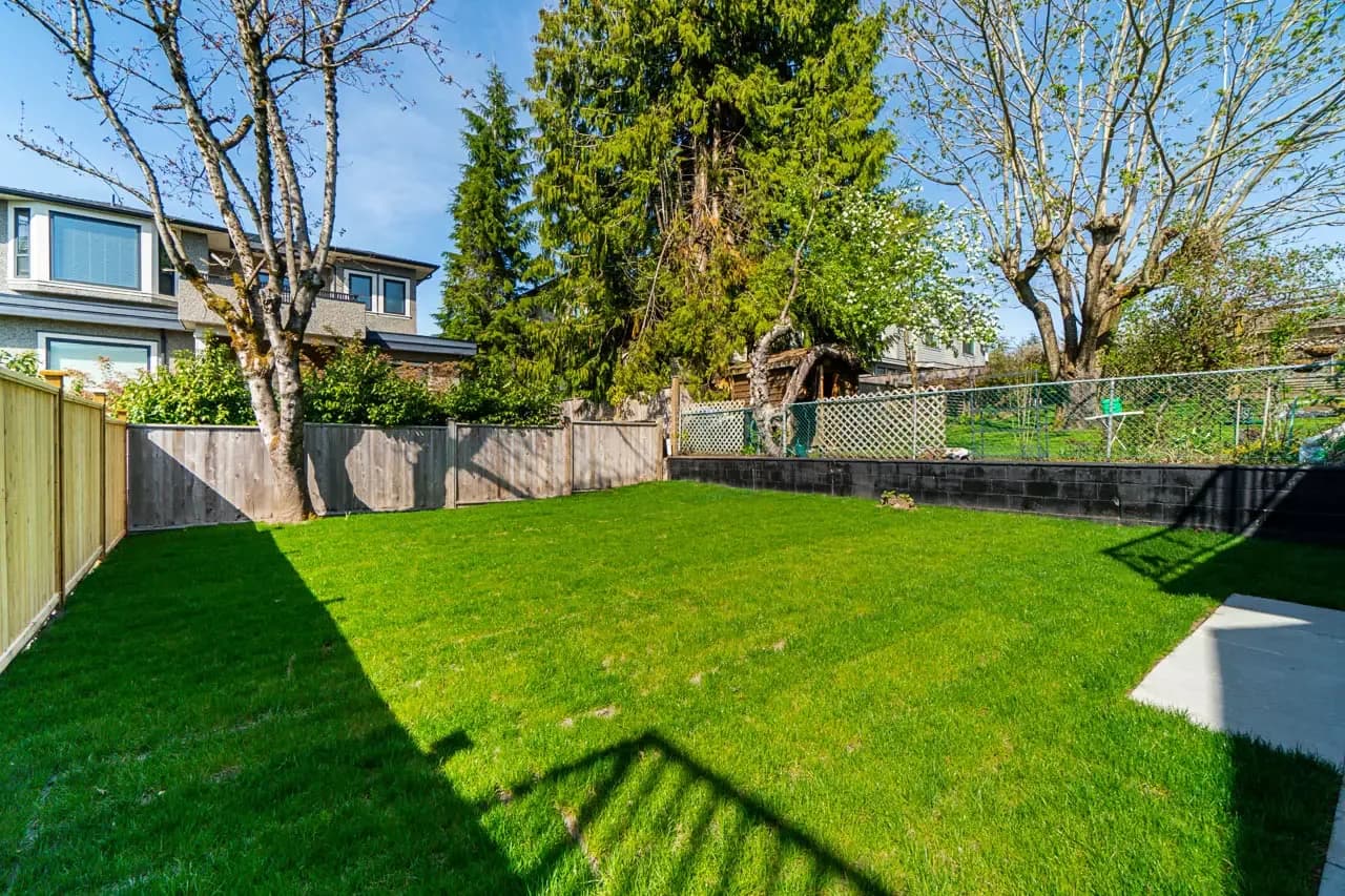 4085 – 4087 Spruce Street photo 90