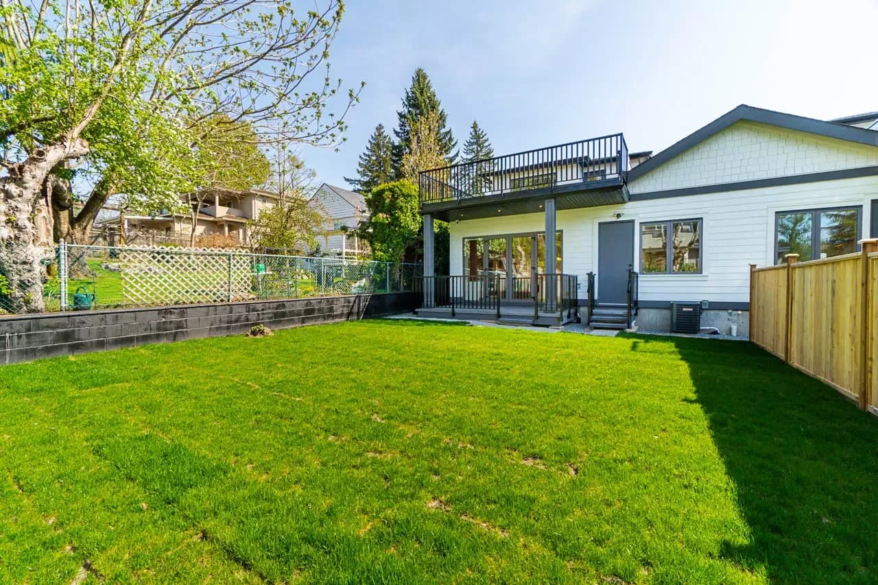 4085 – 4087 Spruce Street photo 92